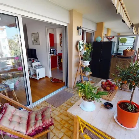 公寓 48m - Grand Avec Alcove Et Terrasse *